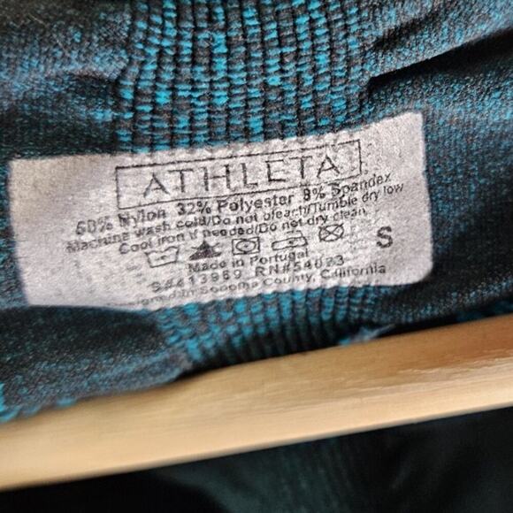 Athleta Women’s Blue Tank Ombré Dip Dye Size Small Rouched - Picture 2 of 3